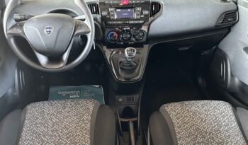 LANCIA YPSILON 1.0 HYBRID ECOCHIC 27.000KM NEOPATENTATI pieno