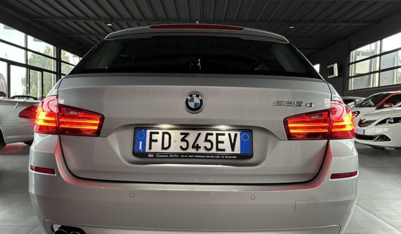 BMW 525D TOURING 218CV 67.000KM pieno