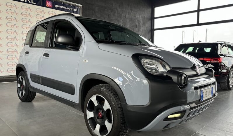 FIAT PANDA CROSS 1.0 HYBRID NEOPATENTATI pieno