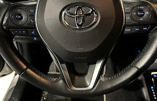 TOYOTA COROLLA TOURING SPORT 1.8 HYBRID pieno