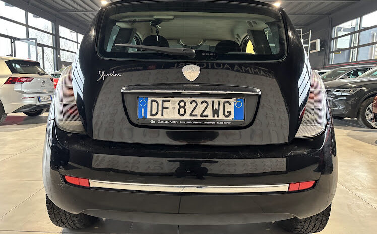 LANCIA YPSILON 1.2 8V NEOPATENTATI pieno