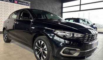 FIAT TIPO 1.5 HYBRID T4 DCT 130CV NEOPATENTATI pieno