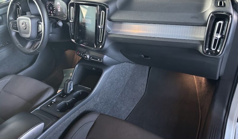 VOLVO CX40 D3 GEARTRONIC MOMENTUM PRO 150 CV (AUTOCARRO N1) pieno