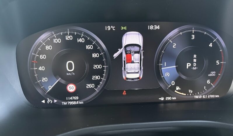 VOLVO CX40 D3 GEARTRONIC MOMENTUM PRO 150 CV (AUTOCARRO N1) pieno
