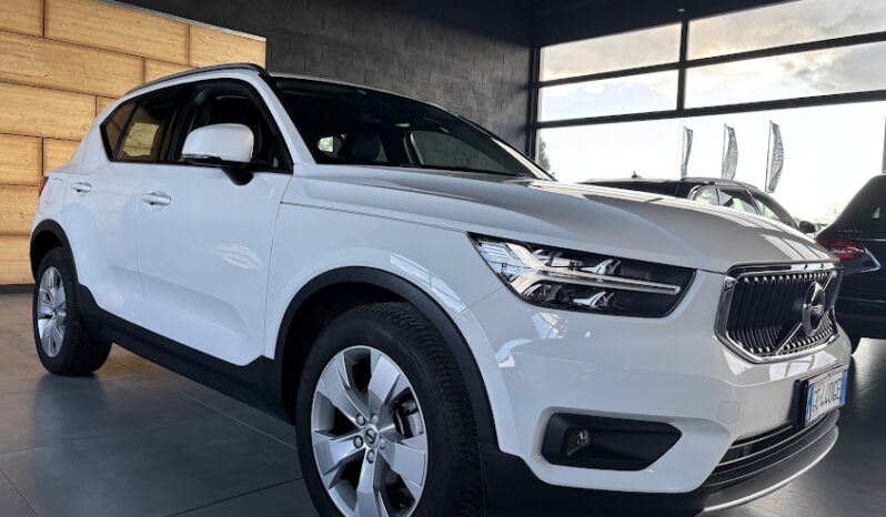 VOLVO CX40 D3 GEARTRONIC MOMENTUM PRO 150 CV (AUTOCARRO N1) pieno