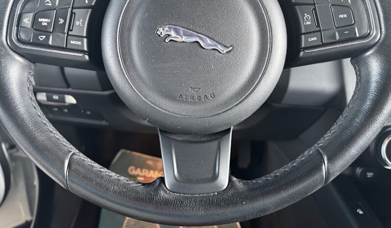 JAGUAR E-PACE 2.0D 150CV AWD pieno