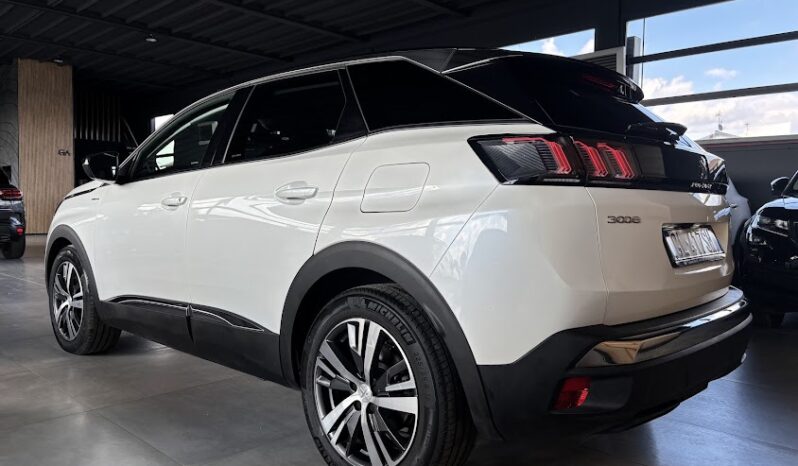 PEUGEOT 3008/ HYBRID 225E-EAT8 ALLURE PACK pieno