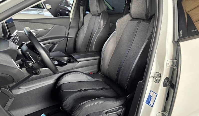 PEUGEOT 3008/ HYBRID 225E-EAT8 ALLURE PACK pieno